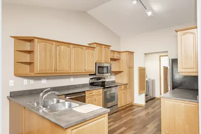 2451 Madison Square Drive S, Fargo, ND 58104 - Photo 15