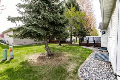 2451 Madison Square Drive S, Fargo, ND 58104 - Photo 53