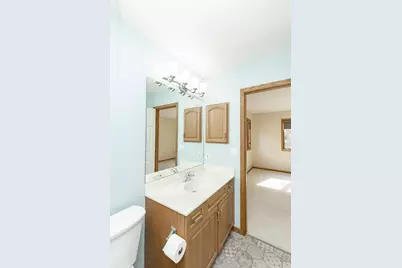 2451 Madison Square Drive S, Fargo, ND 58104 - Photo 25