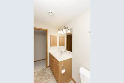 2451 Madison Square Drive S, Fargo, ND 58104 - Photo 43