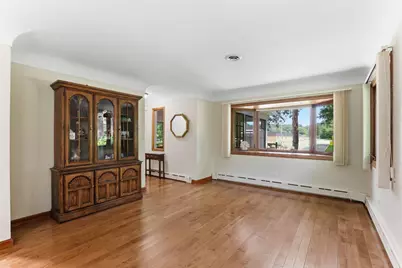 645 Warner Avenue S, Mahtomedi, MN 55115 - Photo 9