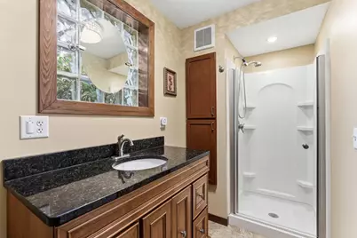 645 Warner Avenue S, Mahtomedi, MN 55115 - Photo 35