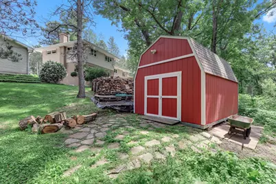 645 Warner Avenue S, Mahtomedi, MN 55115 - Photo 47