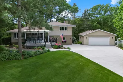645 Warner Avenue S, Mahtomedi, MN 55115 - Photo 49