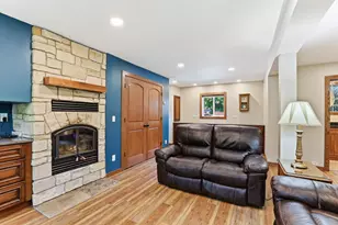 645 Warner Ave S, Mahtomedi, MN 55115 - Photo 33