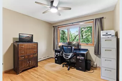 645 Warner Avenue S, Mahtomedi, MN 55115 - Photo 19