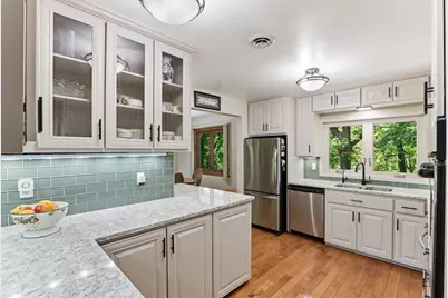 645 Warner Avenue S, Mahtomedi, MN 55115 - Photo 17