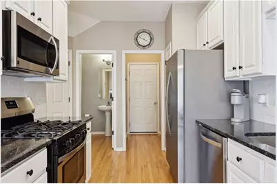 15843 Porchlight Lane, Eden Prairie, MN 55347 - Photo 7