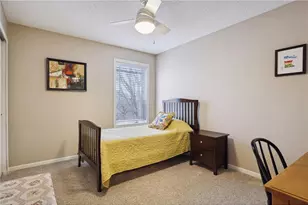 15843 Porchlight Ln, Eden Prairie, MN 55347 - Photo 13