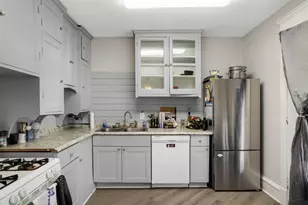 810 6th St SE, Minneapolis, MN 55414 - Photo 13