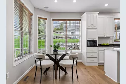 17392 Conifer Court, Eden Prairie, MN 55347 - Photo 15