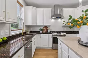 17392 Conifer Ct, Eden Prairie, MN 55347 - Photo 13