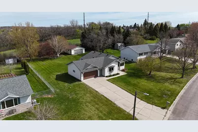 126 W Hilltop Drive, Fergus Falls, MN 56537 - Photo 37