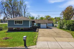 8504 Edison St NE, Blaine, MN 55449 - Photo 49