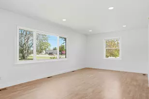 8504 Edison St NE, Blaine, MN 55449 - Photo 17
