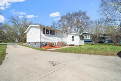 318 4th Avenue NE, Glenwood, MN 56334 - Photo 3