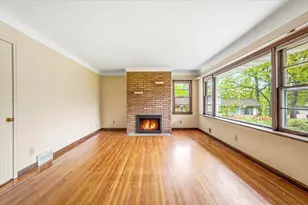 1638 Glenview Ct, Arden Hills, MN 55112 - Photo 7