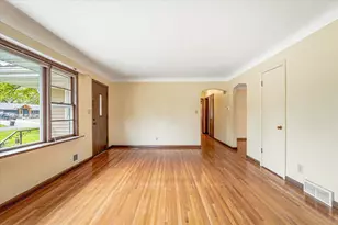 1638 Glenview Ct, Arden Hills, MN 55112 - Photo 11