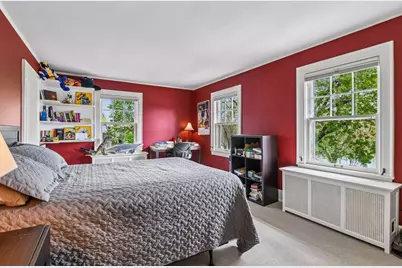 2240 W Lake Of The Isles Parkway, Minneapolis, MN 55405 - Photo 45