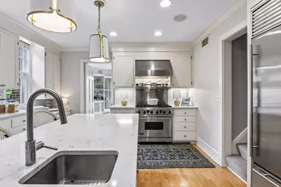 2240 W Lake Of The Isles Parkway, Minneapolis, MN 55405 - Photo 27