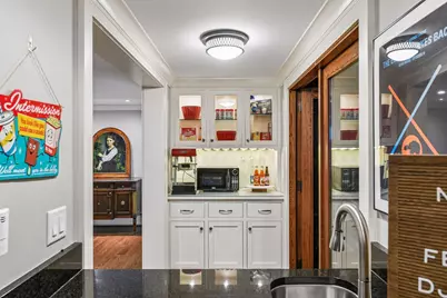 2240 W Lake Of The Isles Parkway, Minneapolis, MN 55405 - Photo 57