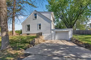 3200 Ewing Ave N, Robbinsdale, MN 55422 - Photo 41