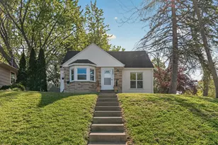 3200 Ewing Ave N, Robbinsdale, MN 55422 - Photo 5