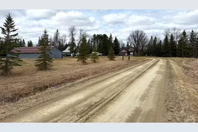 10507 Highway 11, Baudette, MN 56623 - Photo 1