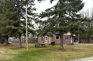 10507 Hwy 11, Baudette, MN 56623 - Photo 3
