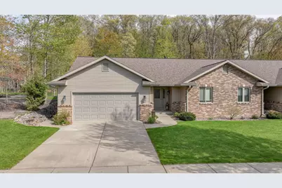 2621 E Princeton Avenue, Eau Claire, WI 54703 - Photo 1