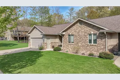 2621 E Princeton Avenue, Eau Claire, WI 54703 - Photo 1