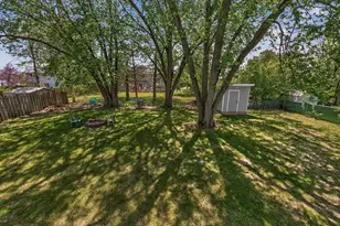1030 Whitney Dr, Apple Valley, MN 55124 - Photo 41