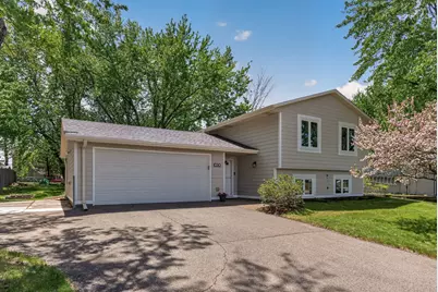 1030 Whitney Drive, Apple Valley, MN 55124 - Photo 3