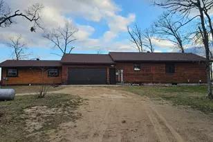 18492 Raymond Dr SE, Cass Lake, MN 56633 - Photo 5