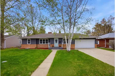1222 15th Street S, Moorhead, MN 56560 - Photo 1