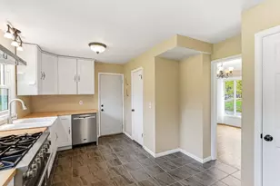 16304 Temple Dr, Minnetonka, MN 55345 - Photo 13