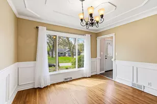 16304 Temple Dr, Minnetonka, MN 55345 - Photo 7