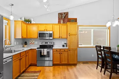 4126 Trumpeter Drive SE, Rochester, MN 55904 - Photo 5