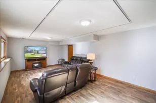 512 Hyde Ave N, Mahtomedi, MN 55115 - Photo 33