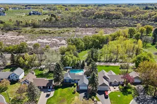 512 Hyde Ave N, Mahtomedi, MN 55115 - Photo 7