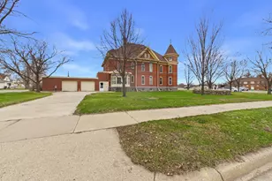 402 Second St SE, Melrose, MN 56352 - Photo 1