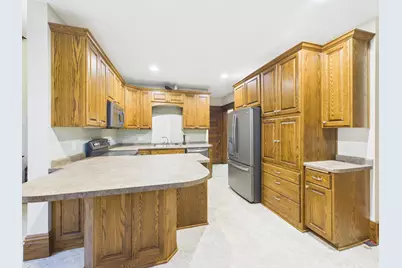 402 Second Street SE, Melrose, MN 56352 - Photo 3