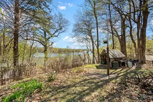 6711 Mohawk Dr, Chanhassen, MN 55317 - Photo 17