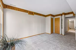 14301 Bedford Dr, Eden Prairie, MN 55346 - Photo 29
