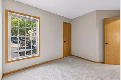 14301 Bedford Drive, Eden Prairie, MN 55346 - Photo 23
