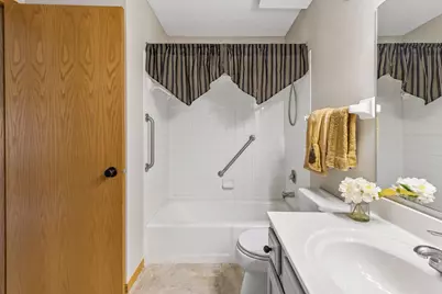 14301 Bedford Drive, Eden Prairie, MN 55346 - Photo 21