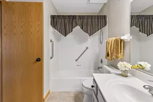 14301 Bedford Dr, Eden Prairie, MN 55346 - Photo 21