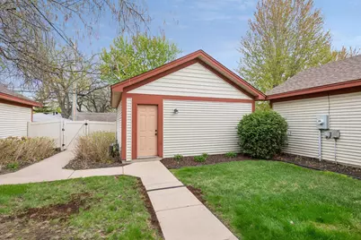 4738 N Humboldt Avenue N, Minneapolis, MN 55430 - Photo 39