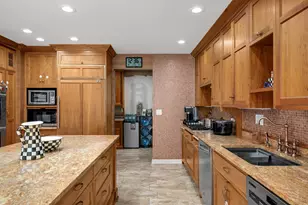 2837 Glenhurst Ave, Saint Louis Park, MN 55416 - Photo 41
