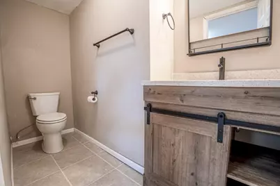 211 Valley View Drive SE, Willmar, MN 56201 - Photo 25